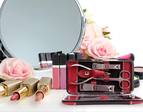 10-Piece Manicure Kit – Complete Nail Grooming Set - Image 2